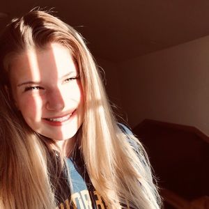 Meet your Posher, Allura